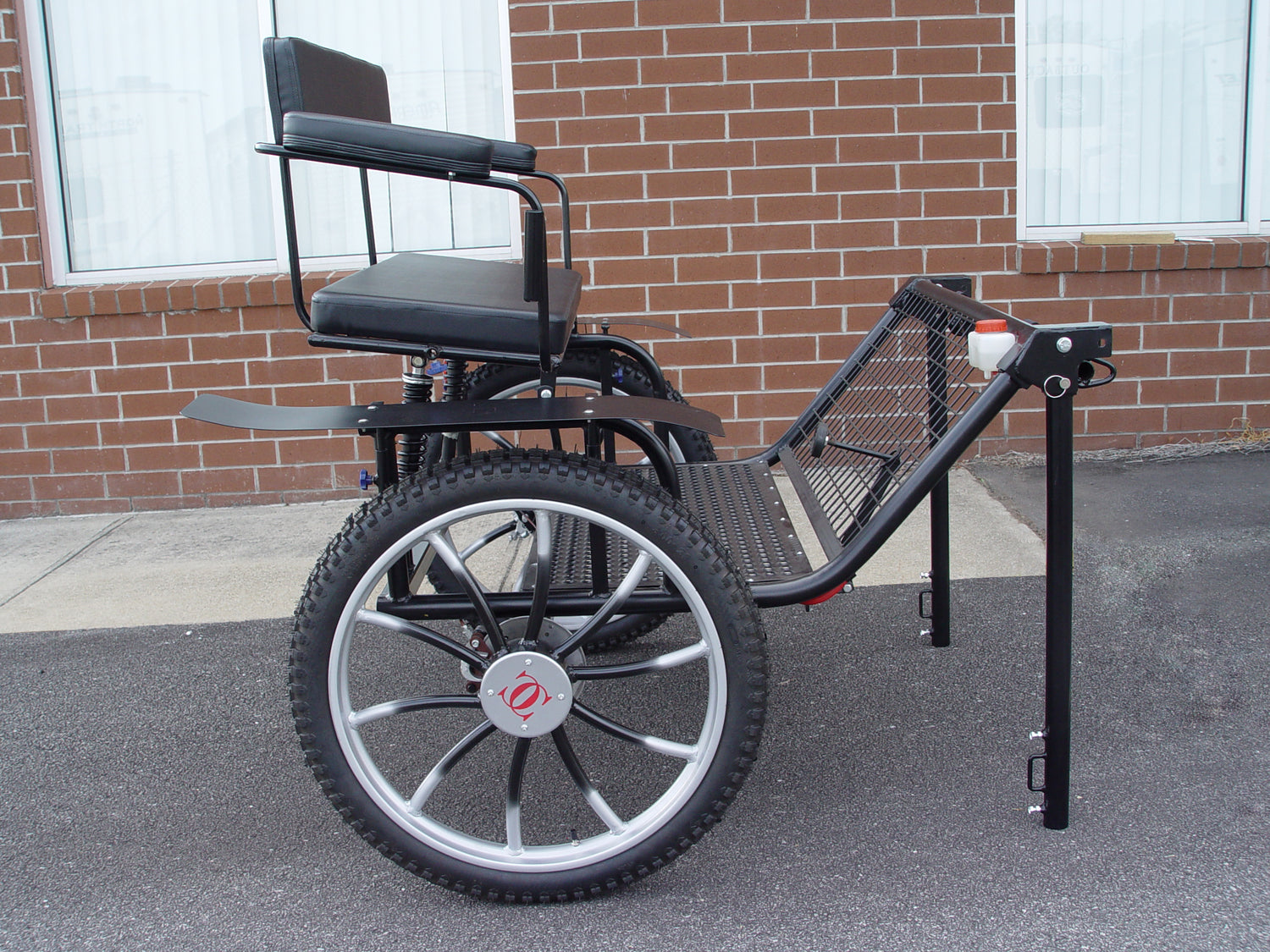 * Two-Wheel Carriage (Horse Cart) with Hydraulic brakes for Horses, Ponies, and Other Large Equines - Dog Agility USA