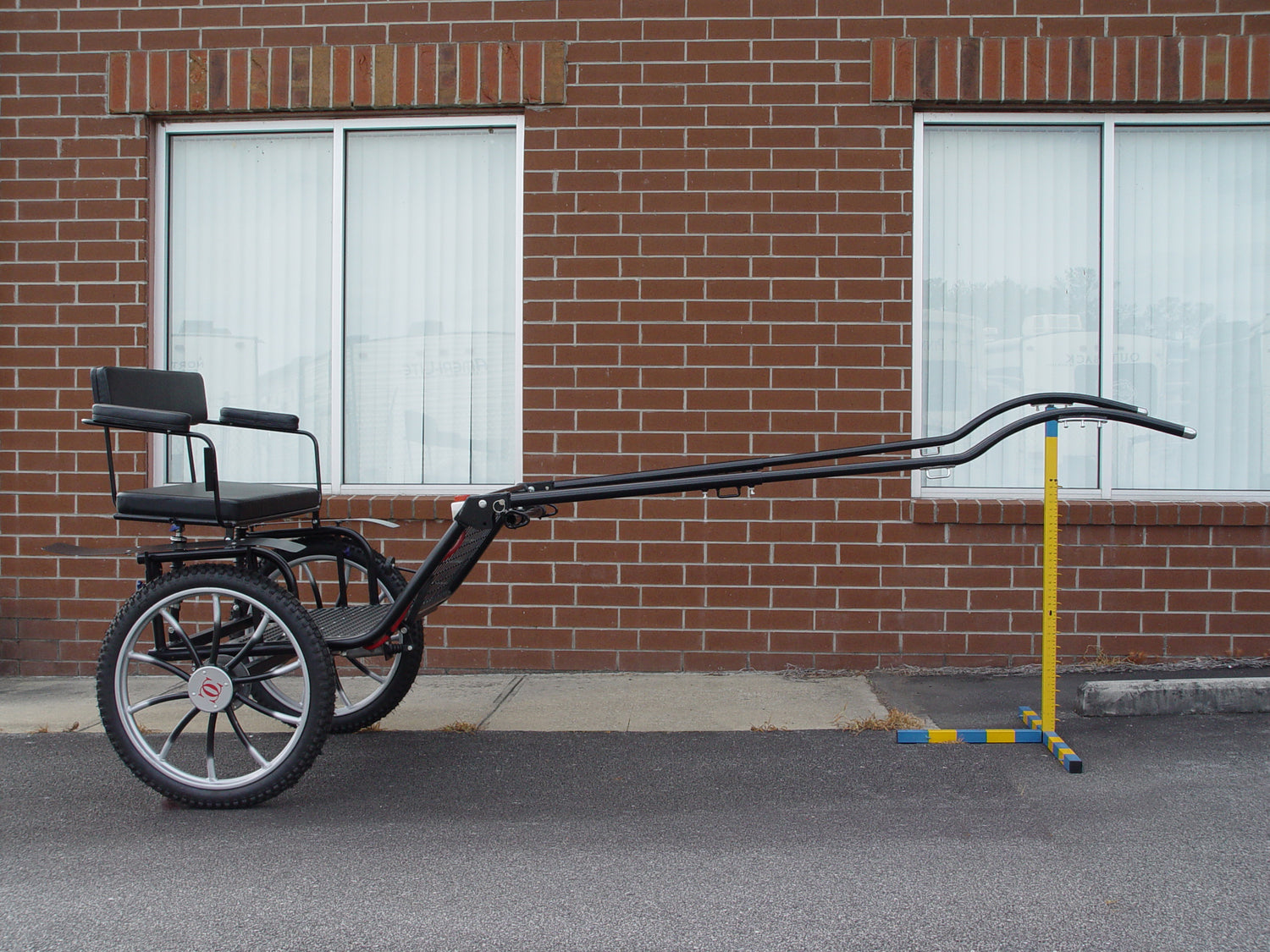 * Two-Wheel Carriage (Horse Cart) with Hydraulic brakes for Horses, Ponies, and Other Large Equines - Dog Agility USA