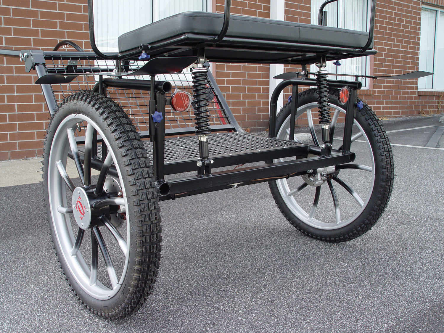 * Two-Wheel Carriage (Horse Cart) with Hydraulic brakes for Horses, Ponies, and Other Large Equines - Dog Agility USA