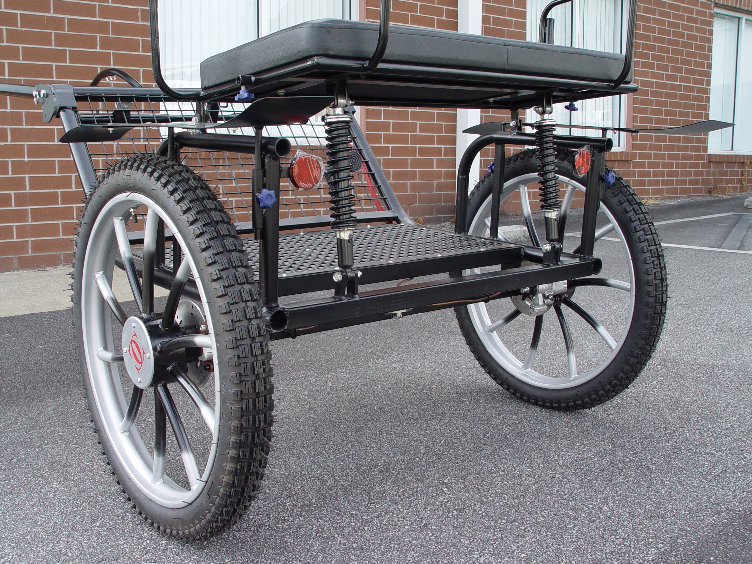 * Two-Wheel Carriage (Horse Cart) with Hydraulic brakes for Horses, Ponies, and Other Large Equines - Dog Agility USA
