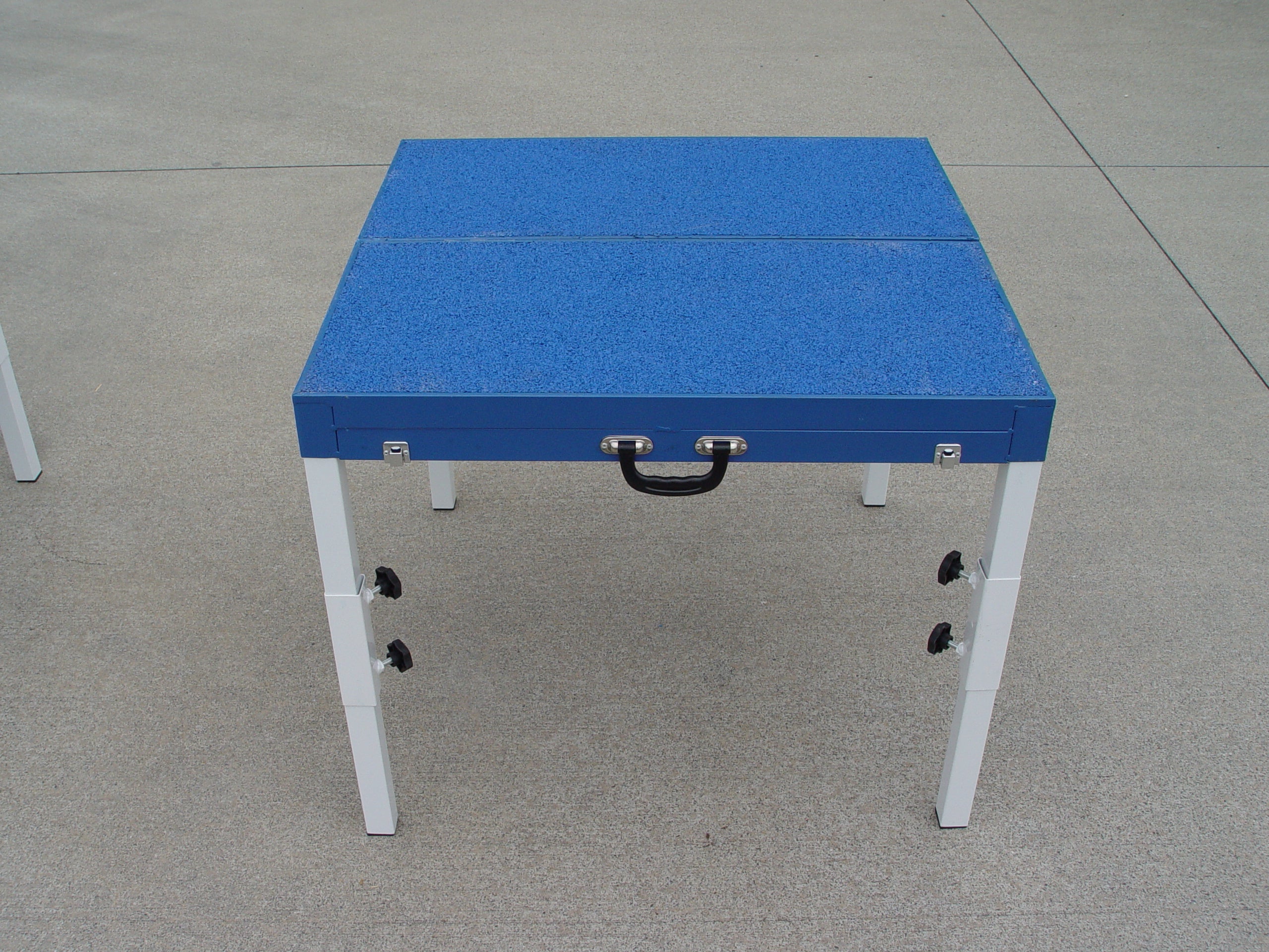 30" Foldable Pause Table with Rubber Surface (Training Platform) - Dog Agility USA