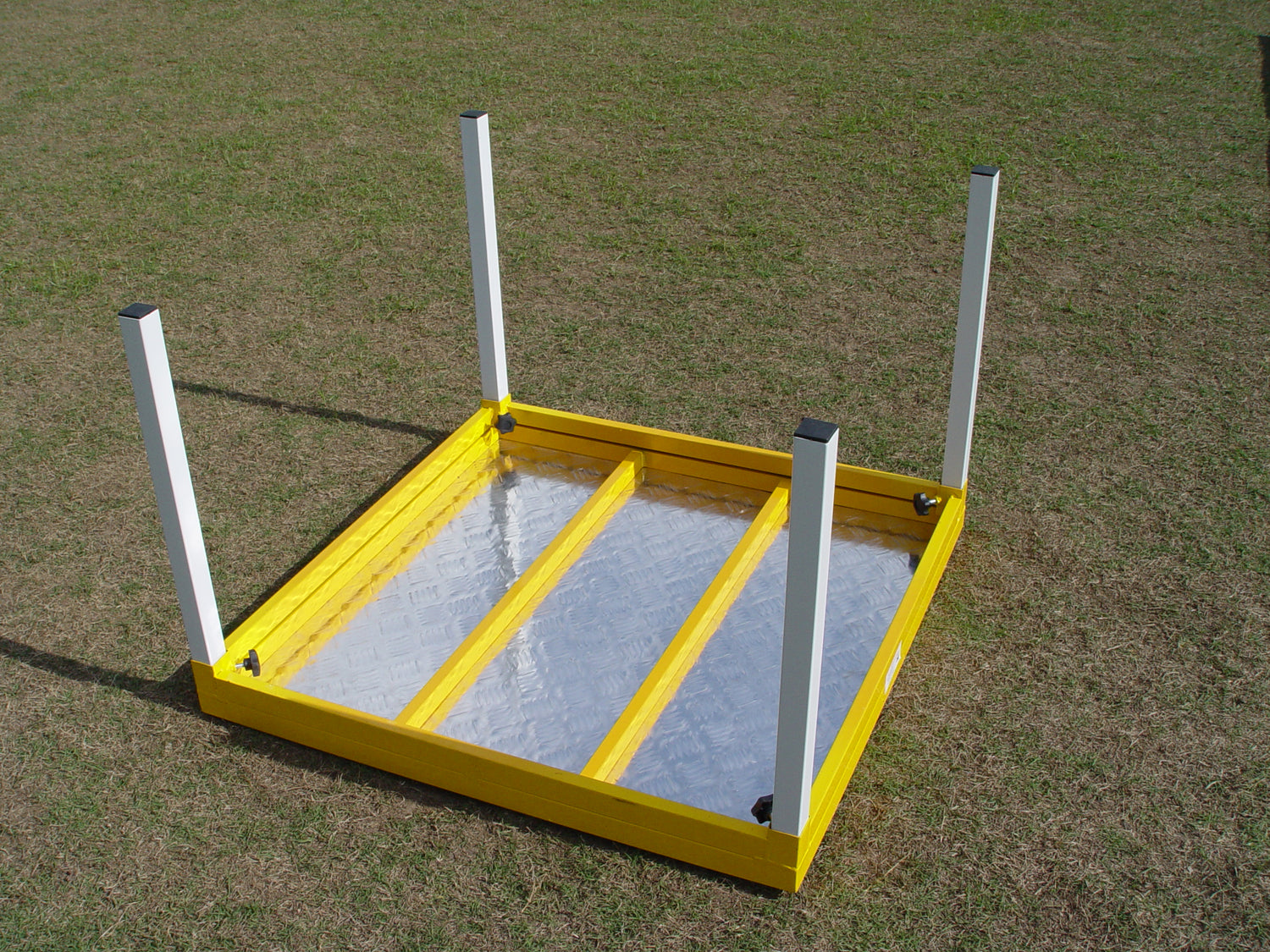 *35” Dog Agility Pause Table, Rubber Top - Dog Agility USA