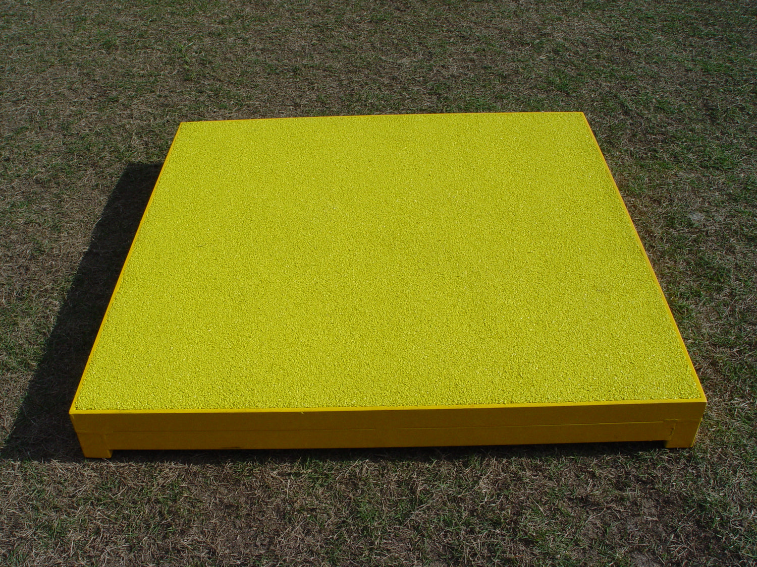 *35” Dog Agility Pause Table, Rubber Top - Dog Agility USA