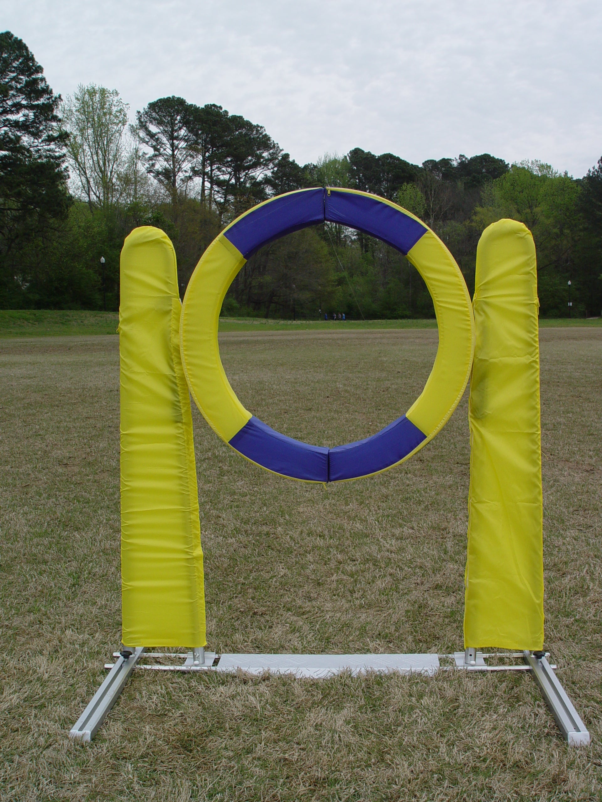 Self-reset Tire Jump - Dog Agility USA
